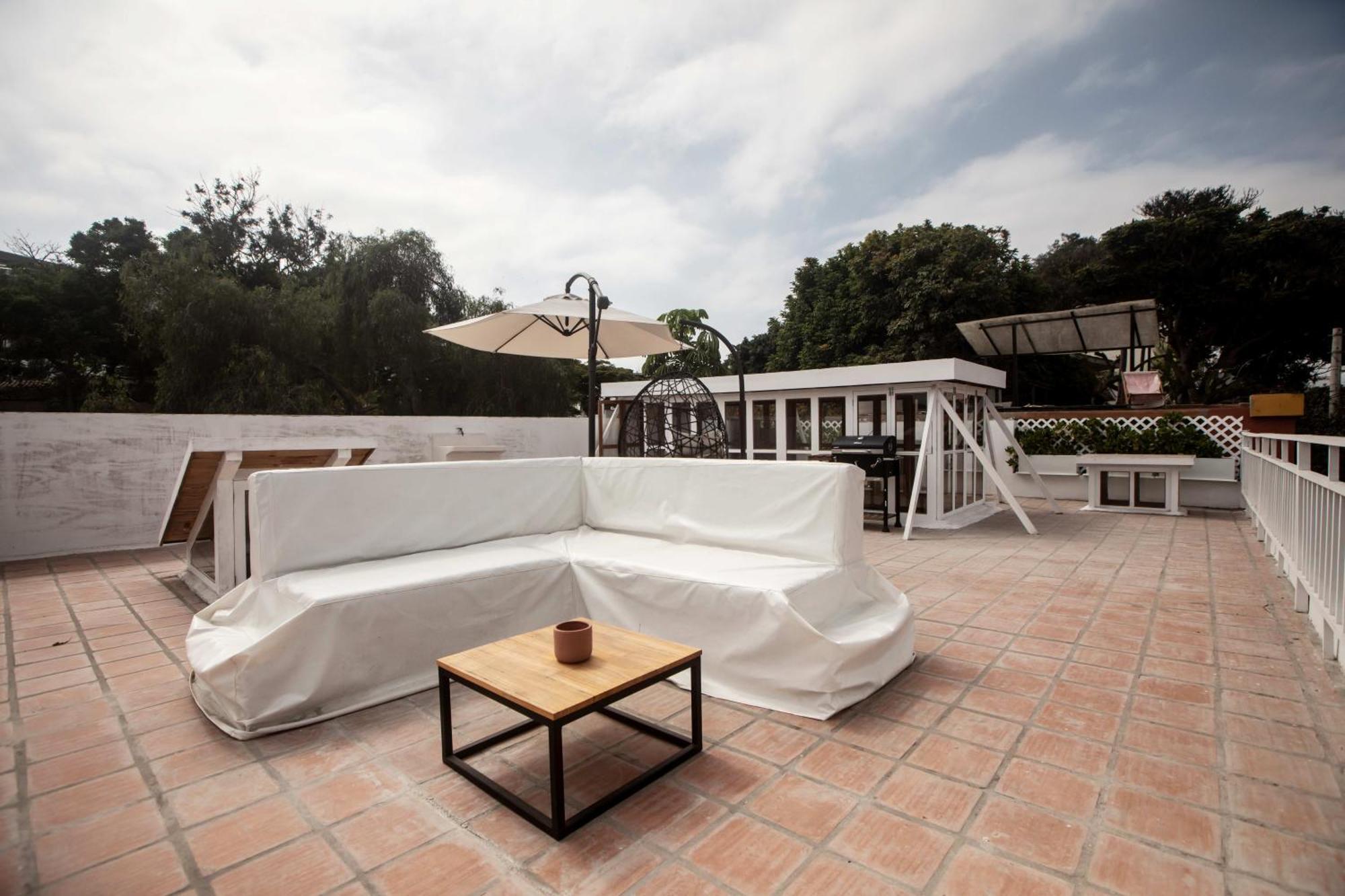 Villa With Rooftop Terrace In Barranco Лима Экстерьер фото
